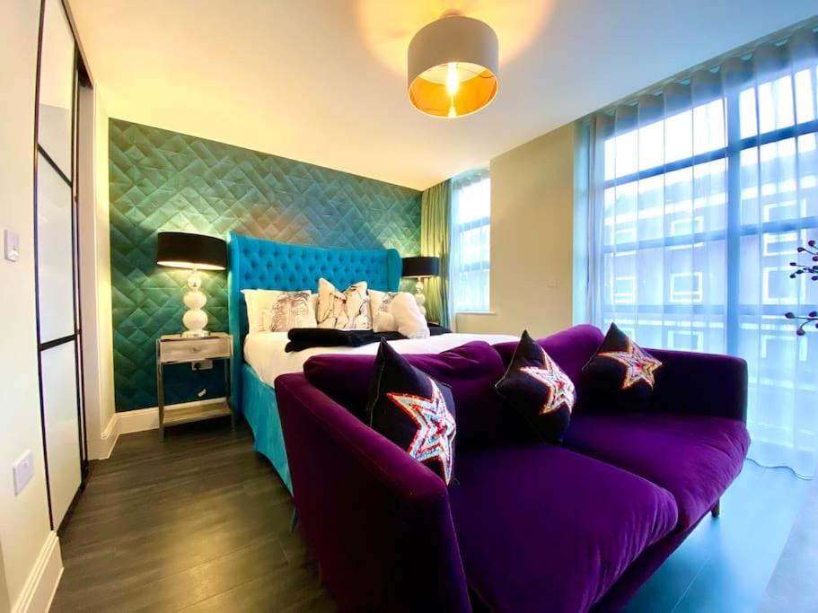 Stunning Apartment Suite - Free Parking & Wifi! Poole Ngoại thất bức ảnh